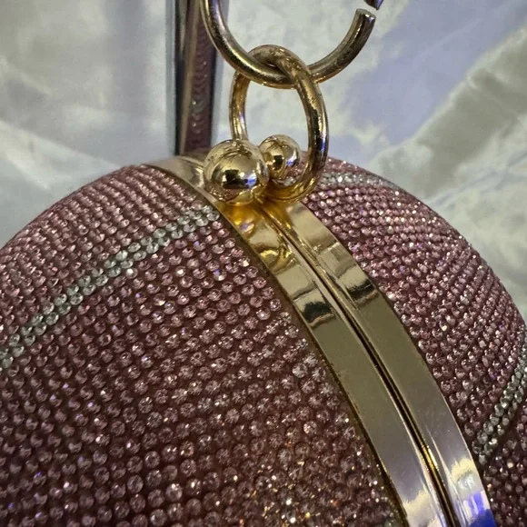 Pink Rhinestone Basketball Clutch 🏀 - Picture 3 of 5